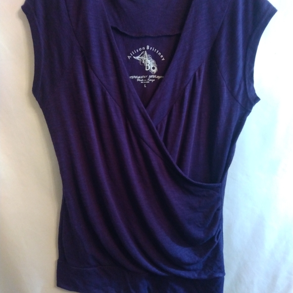 Allison Britney Crossover Ruched Tee - Picture 1 of 6